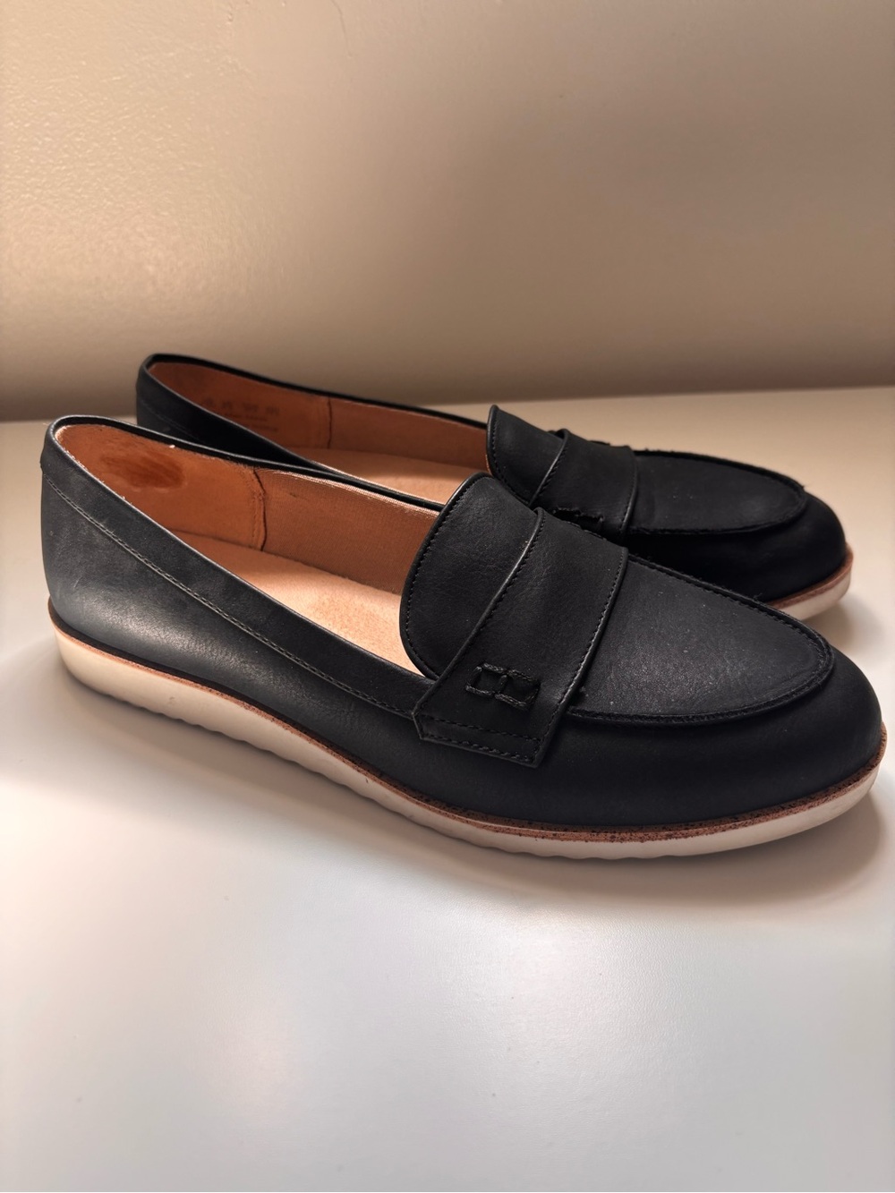 Lifestride Black Loafers - Women